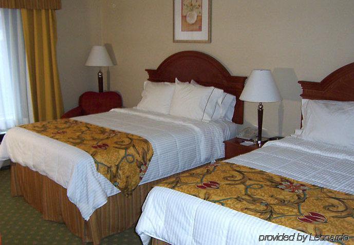 Fairfield Inn & Suites Detroit Farmington Hills Szoba fotó